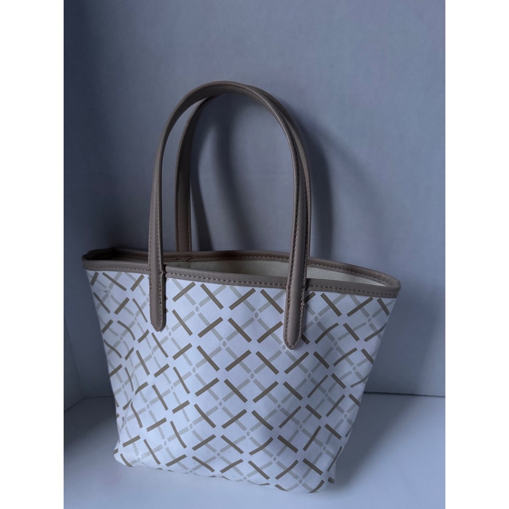 Geometric Lattice Tote Bag Tan Cream Crossbody Strap Rose Gold Hardware